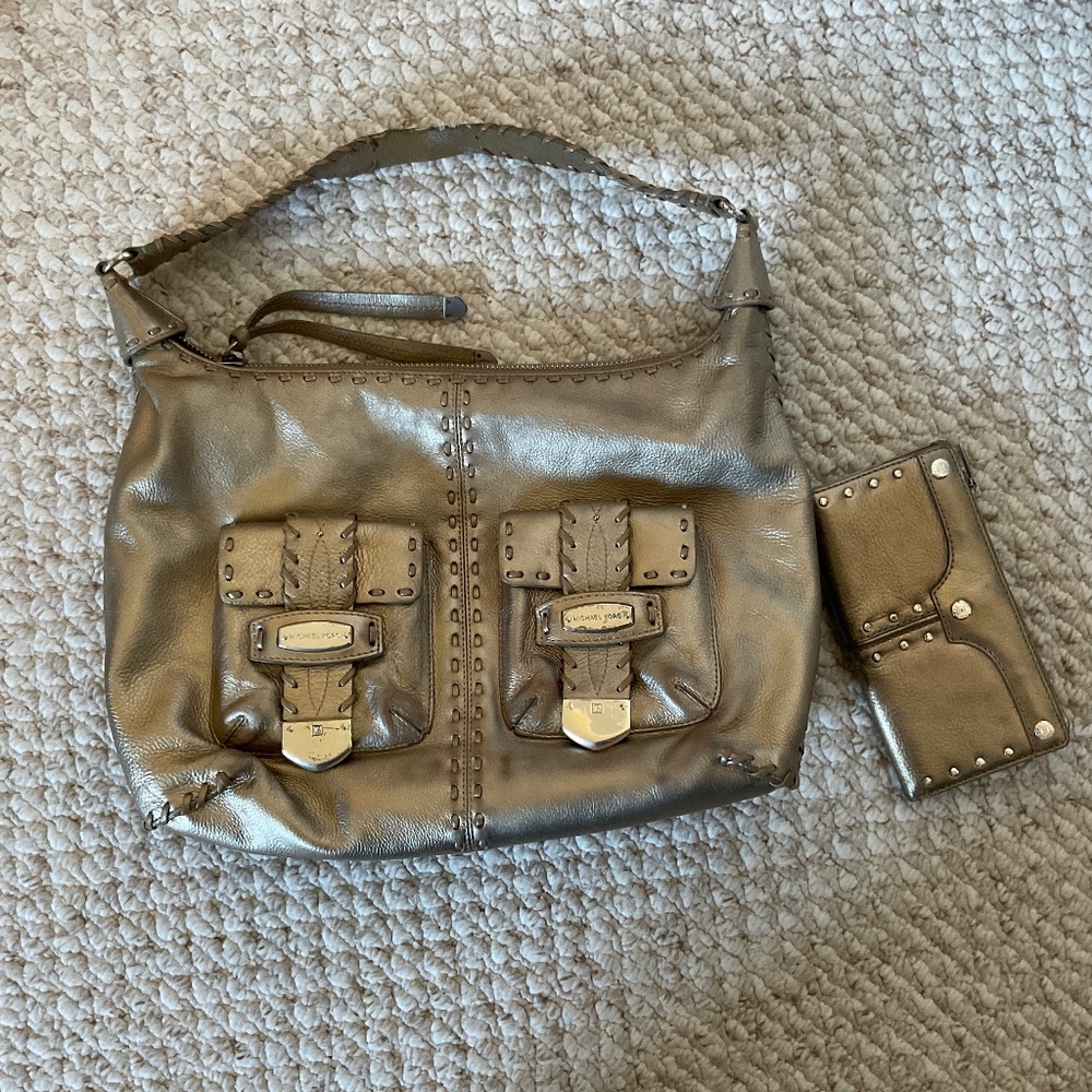 MICHAEL KORS gold purse and matching wallet